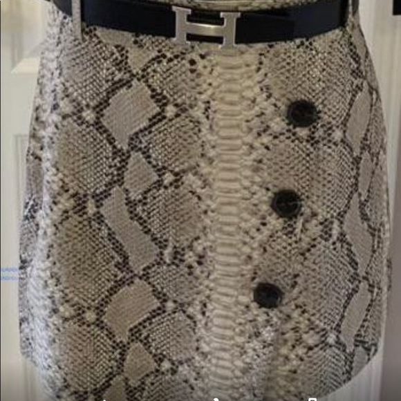 Banana Republic Snake- Effect Italian leather - Picture 3 of 5